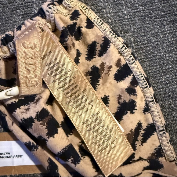 NWT Skims Fits Everybody Micro Bandeau in Sienna Jaguar Print - Size S - Picture 6 of 6